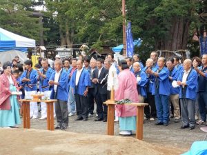 %e7%8e%89%e4%b8%b2%e5%a5%89%e5%a4%a9